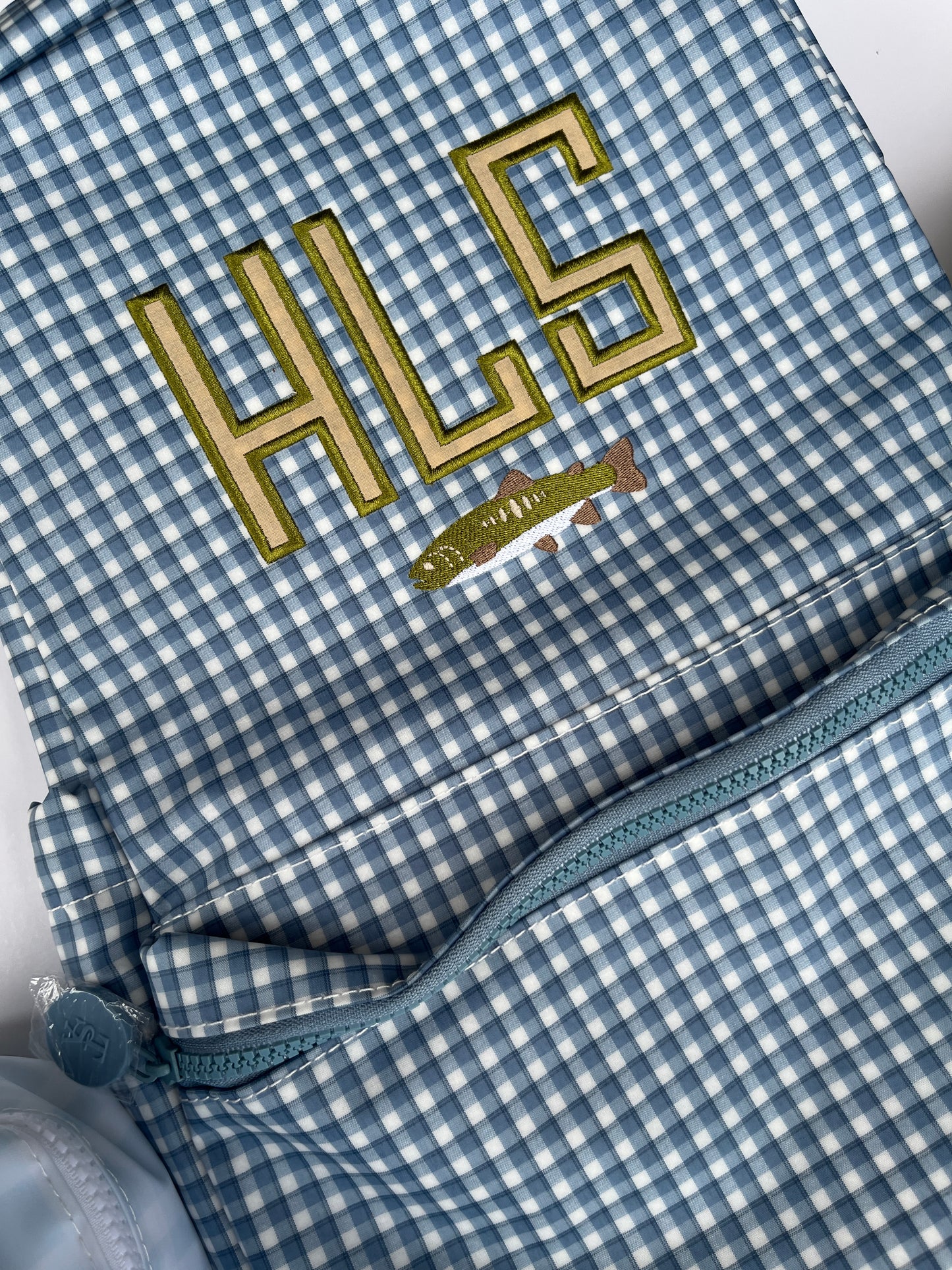 TRVL Backpacker
