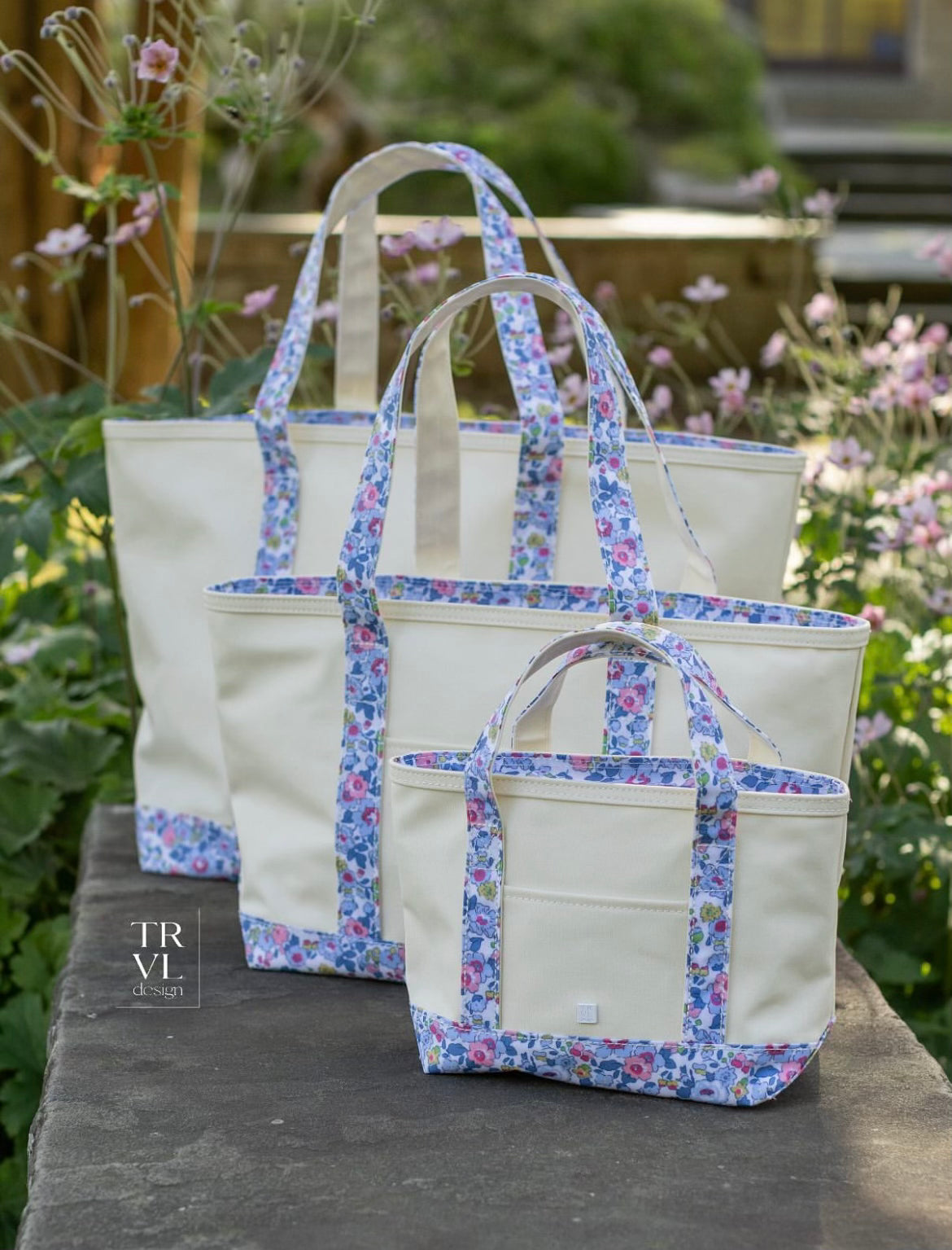 TRVL Maxi Tote