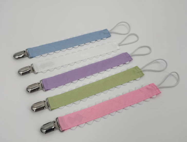 Paci Clip